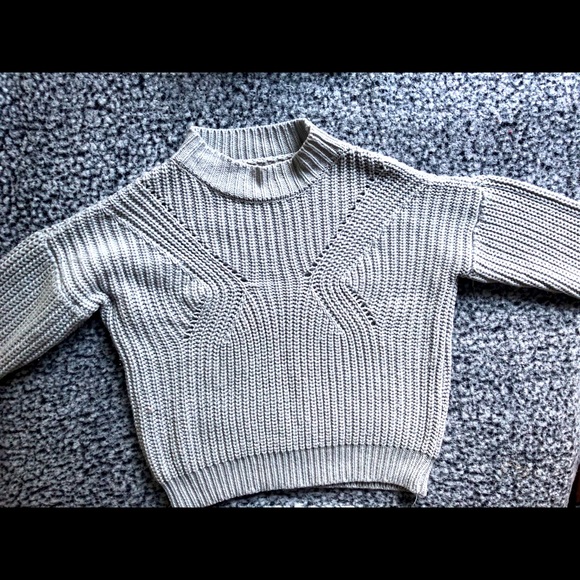 Gray Sweater - Picture 1 of 2